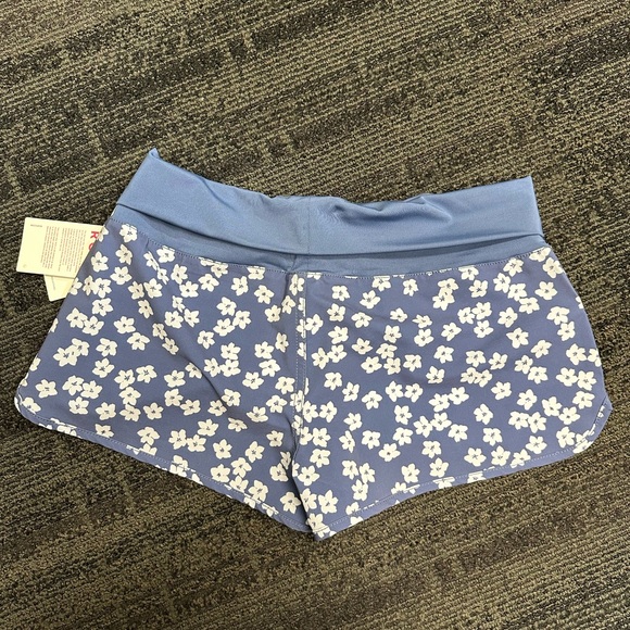 Roxy Endless Summer 2" Boardshorts - Picture 2 of 2